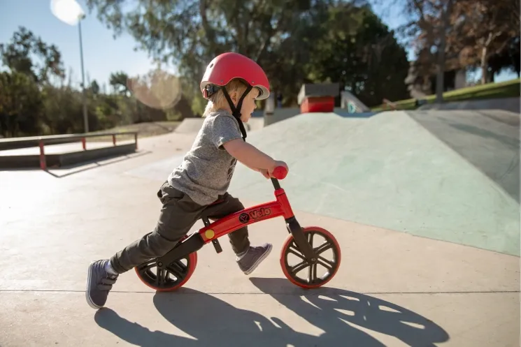 Беговел YVolution YVelo JUNIOR Balance Bike 2018 Refresh red 4L/13L CL 2PK