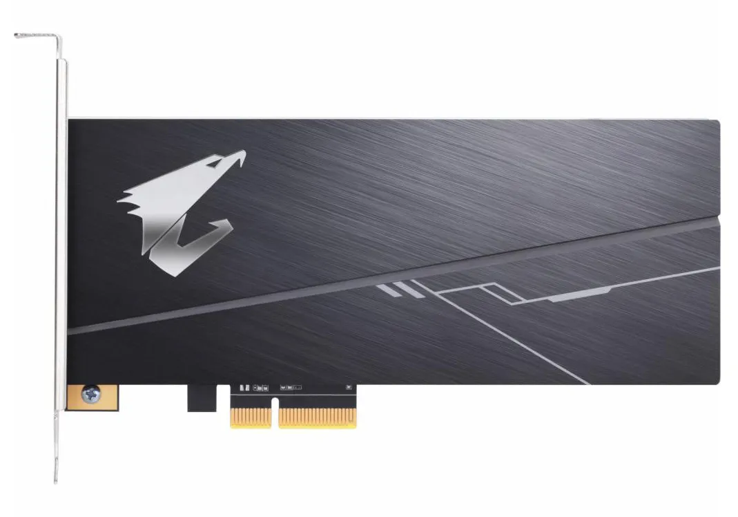 SSD накопитель 1TB Gigabyte Aorus GP-ASACNE2100TTTDR RGB