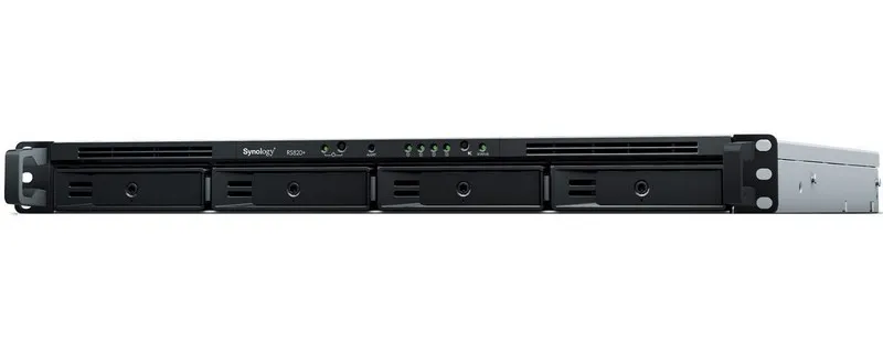 Сетевой накопитель NAS Synology RS820RP+