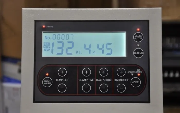 Машина термоклеевая BindTEC D60C-A4 (с функцией боковой проклейки)