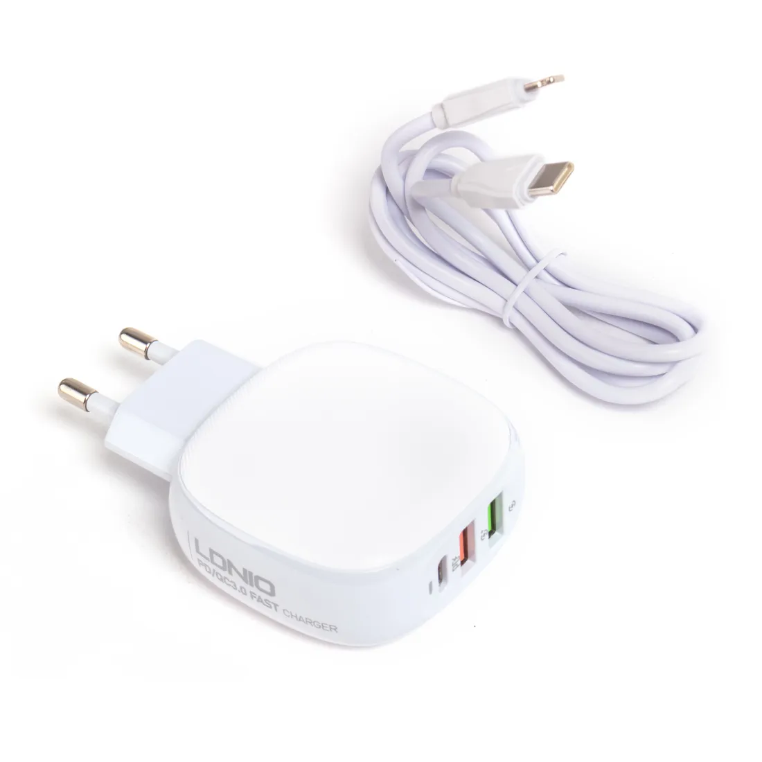 Универсальное зарядное устройство LDNIO A3510Q 2*USB A/1*USB Type C Белый