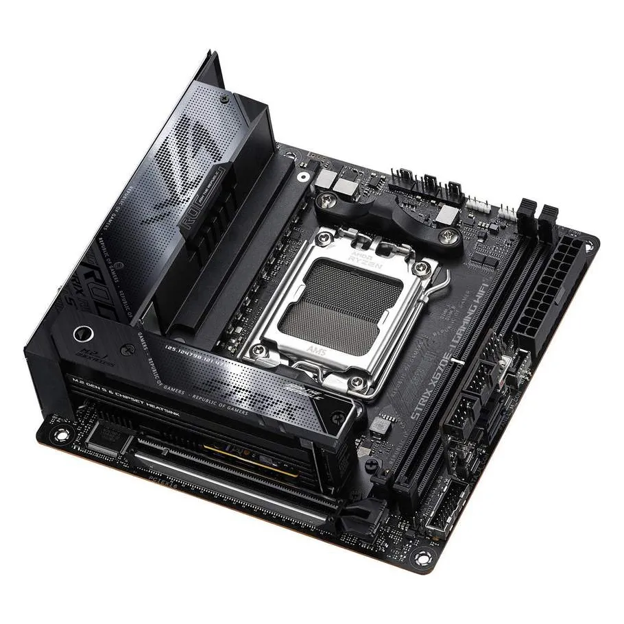 Материнская плата ASUS ROG STRIX X670E-I GAMING WIFI