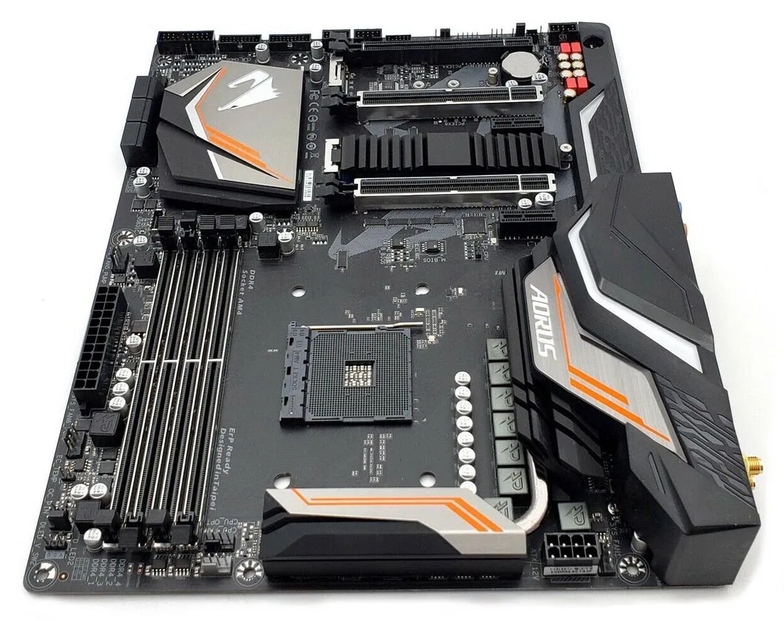 Материнская плата Gigabyte X470 AORUS GAMING 5 WI-FI