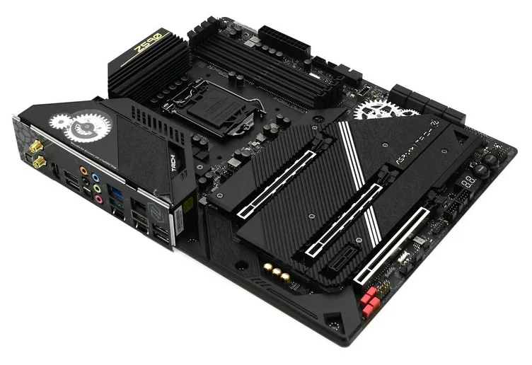 Материнская плата ASRock Z590 TAICHI