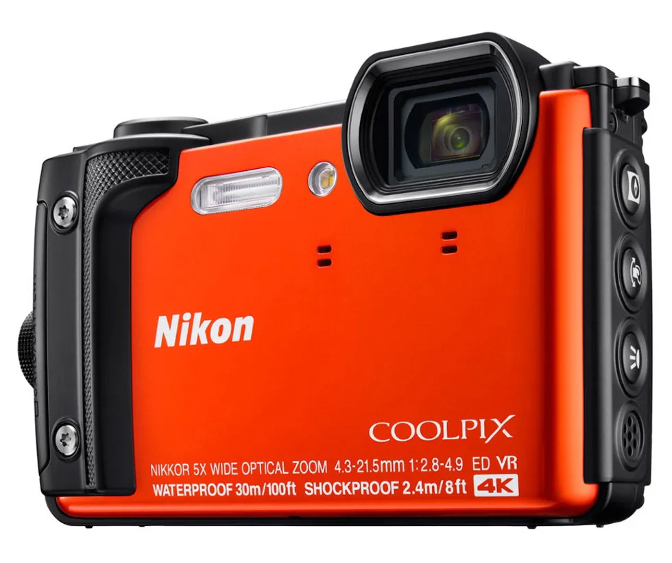 Фотоаппарат компактный Nikon COOLPIX W300 оранжевый