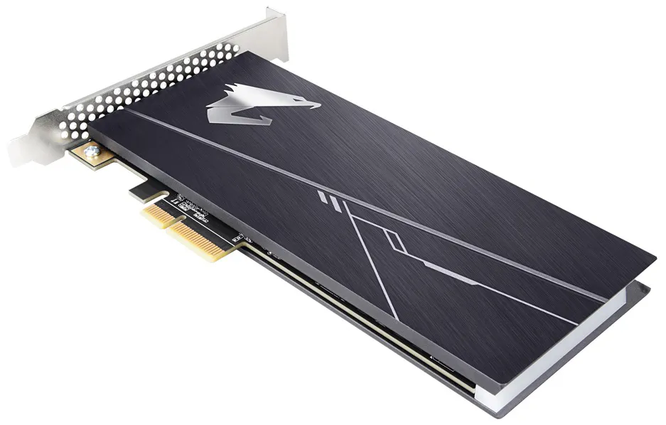 SSD накопитель 1TB Gigabyte Aorus GP-ASACNE2100TTTDR RGB