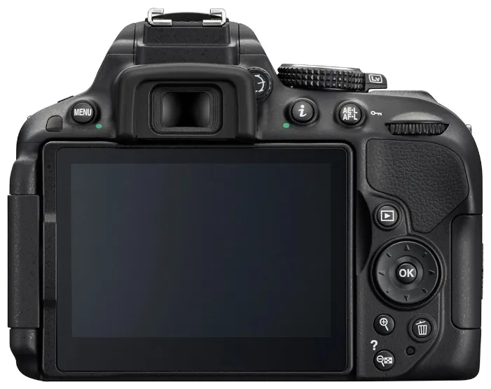 Цифровой зеркальный фотоаппарат Nikon D5300 Kit