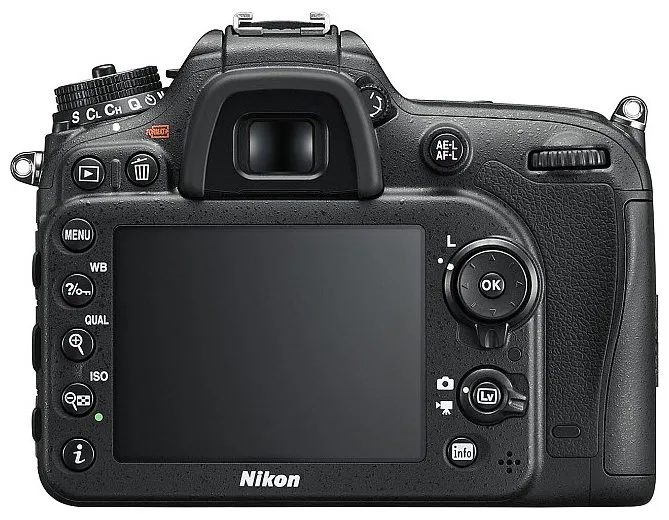 Цифровой зеркальный фотоаппарат Nikon D7200 KIT