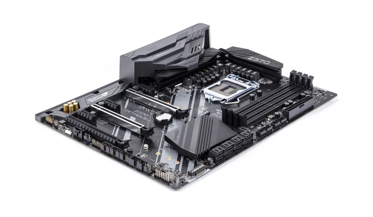Материнская плата ASRock Z370 EXTREME4