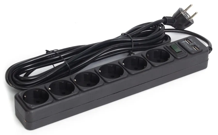 Сетевой фильтр iPower iPEO5m-USB 5м