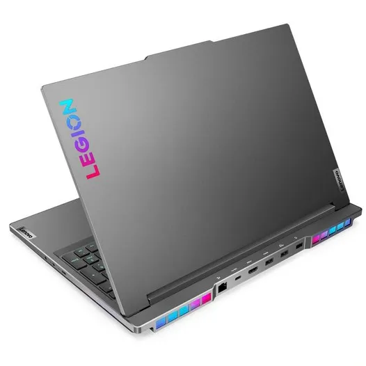 Ноутбук Lenovo Legion 7 16IAX7 82TD009VRK