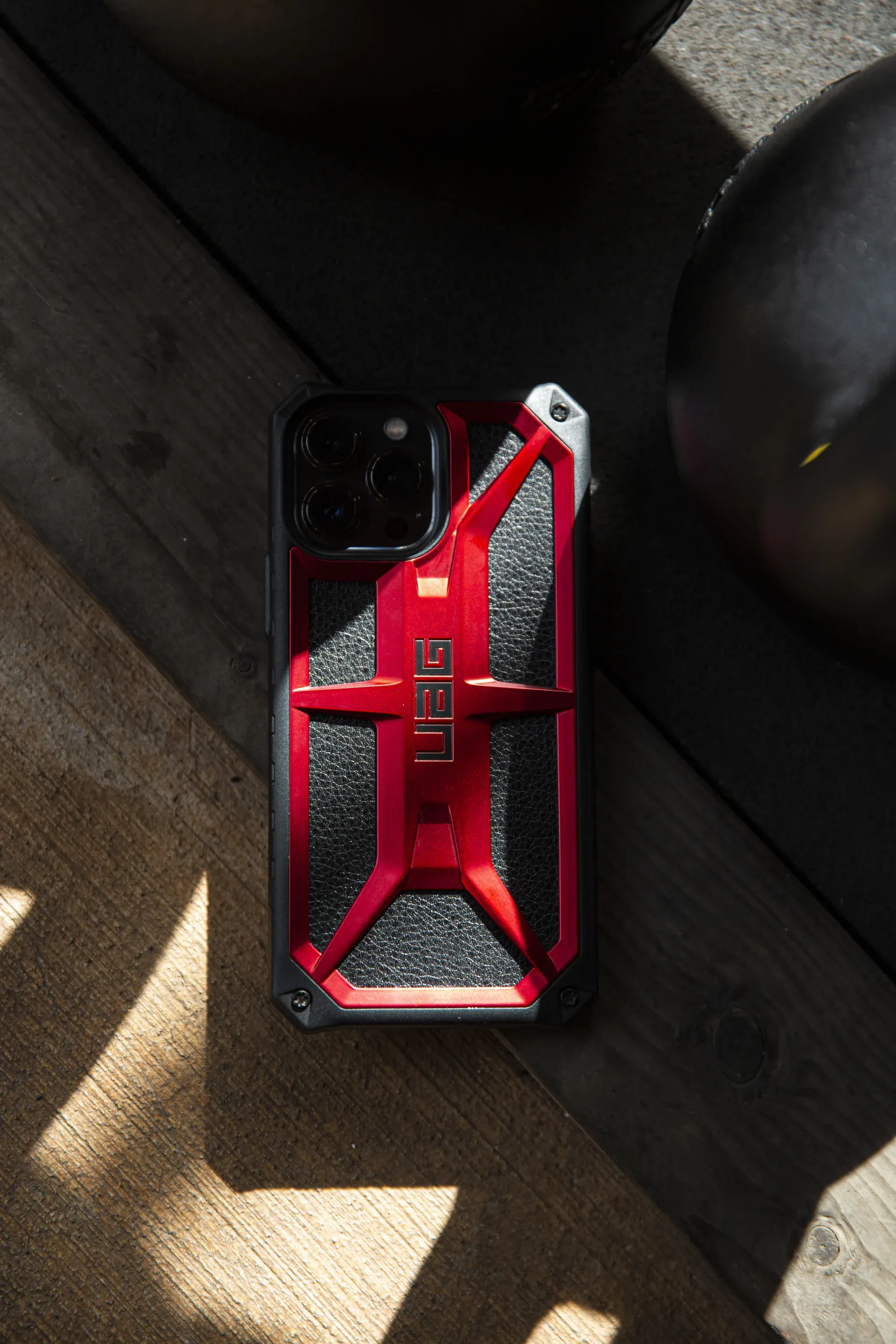 Apple iPhone 13 Pro Monarch-Crimson