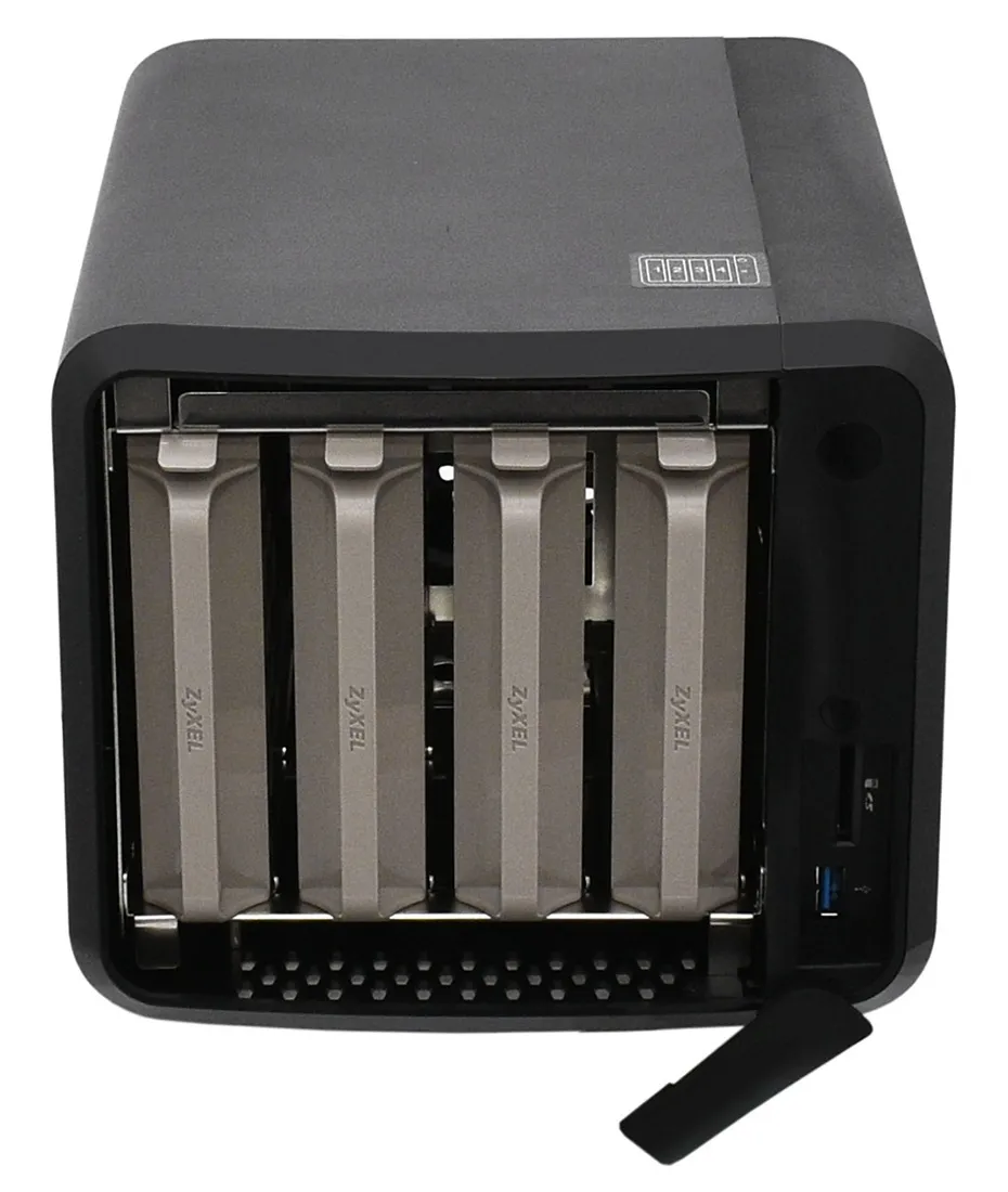Сетевой накопитель NAS Zyxel NAS542