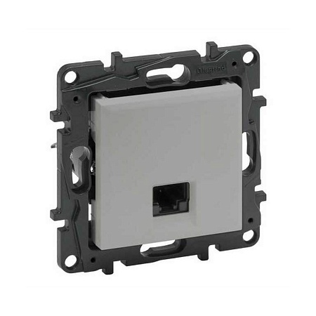 Информационная розетка Legrand Niloe Step 863359