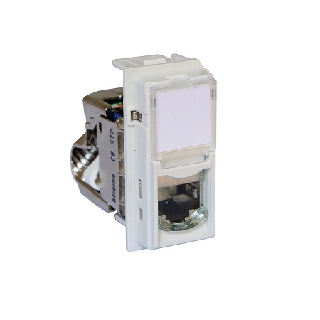 Розетка компьютерная Bticino KW4279C6S Living Now белая