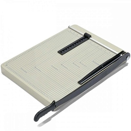 Резак для бумаги сабельный Yunguang YG-BPS-03 B4  с фиксатором металл