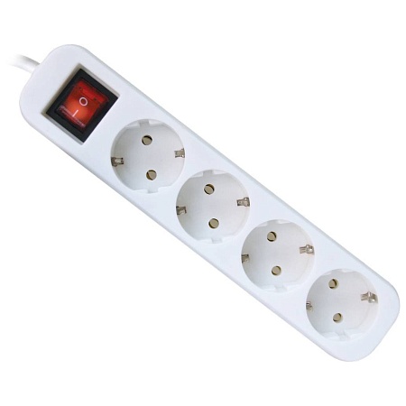Удлинитель Defender S450 5.0 м 4 розетки белый